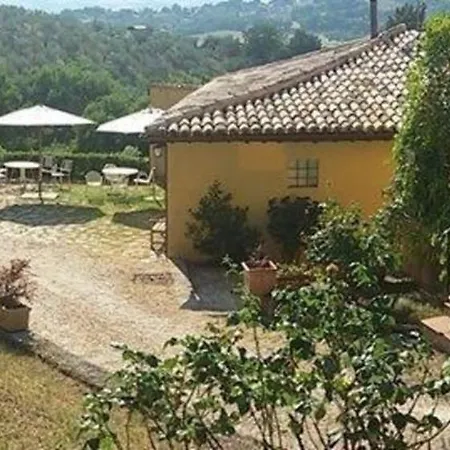 Ferienwohnung In Spoleto Mit Garten, Grill Und Terrasse Arezzola