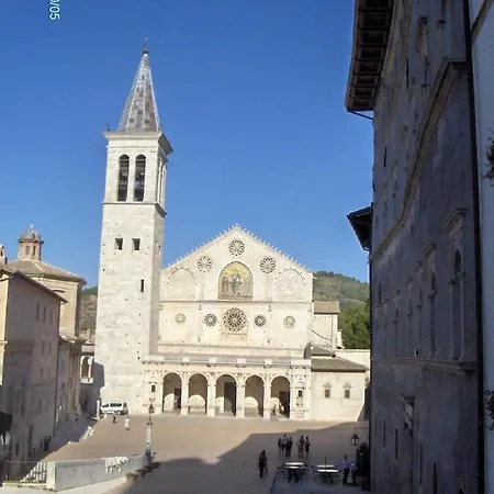 Apartmán Ferienwohnung In Spoleto Mit Garten, Grill Und Terrasse Arezzola